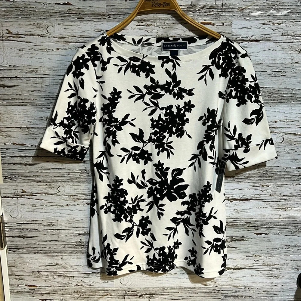 Karen Scott short sleeve shirt  size XS NWT